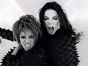 Michael e Janet noutra cena do clip Scream