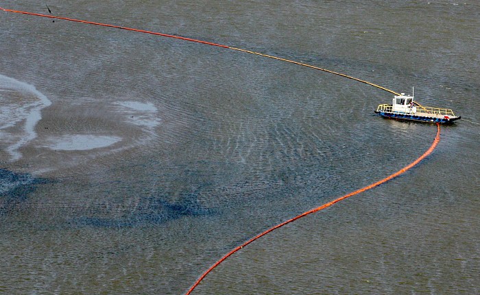 EUA - golfo - óleo 2010-04-30- Reuters